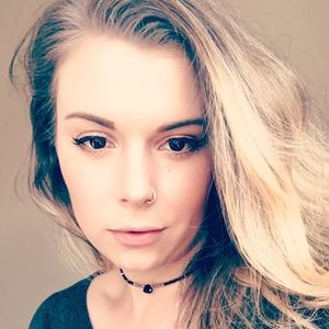 Meet your Posher, Hailey